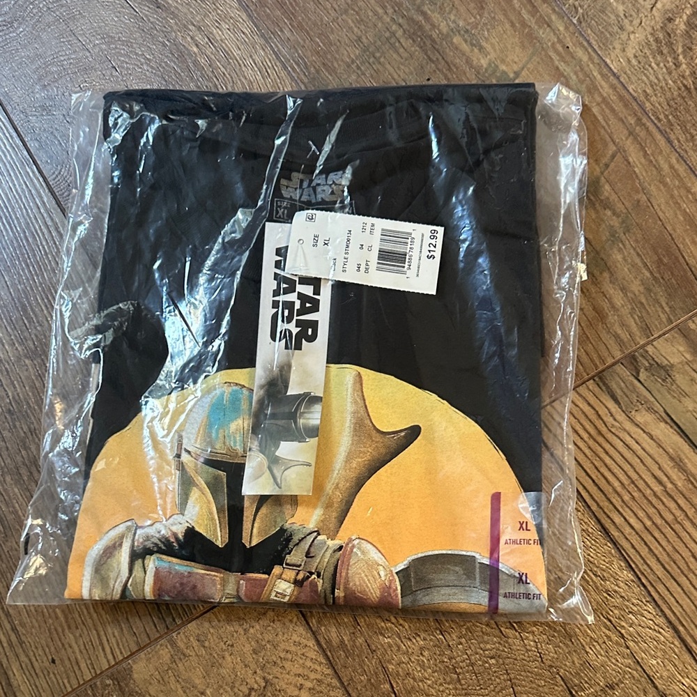 Star Wars Black and Yellow Short Sleeve Tee